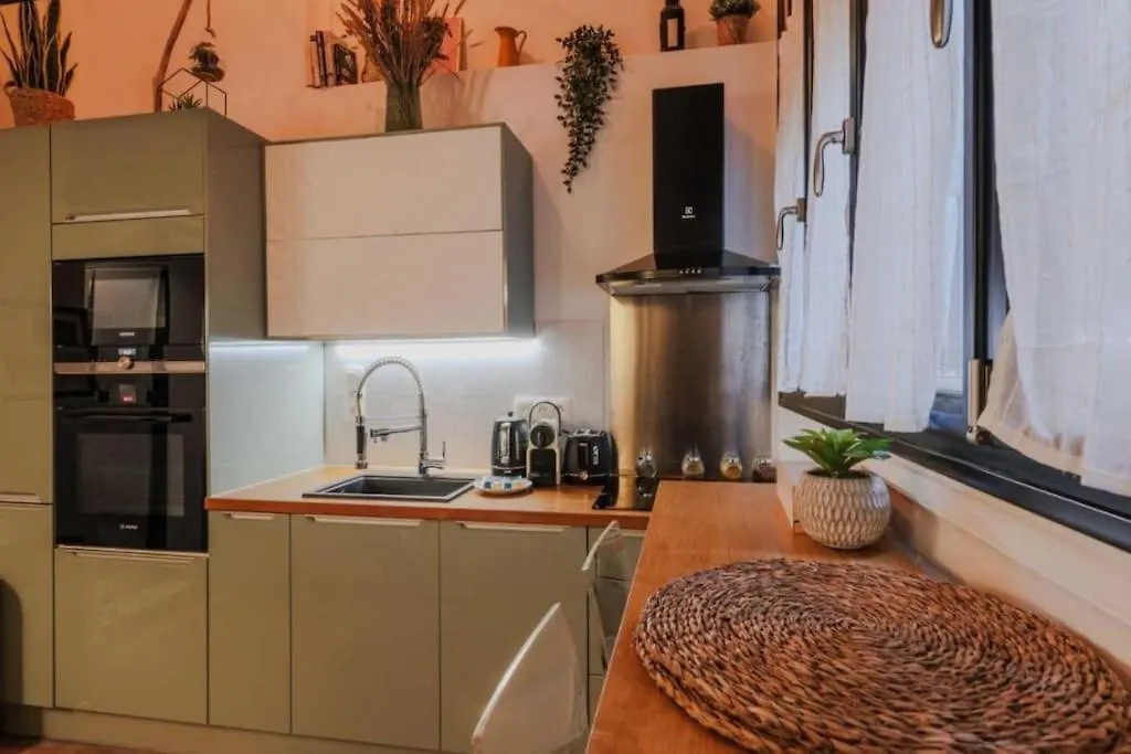 Duplex Au Coeur Du Marais, Paris 4Th Arrondissement Apartment
