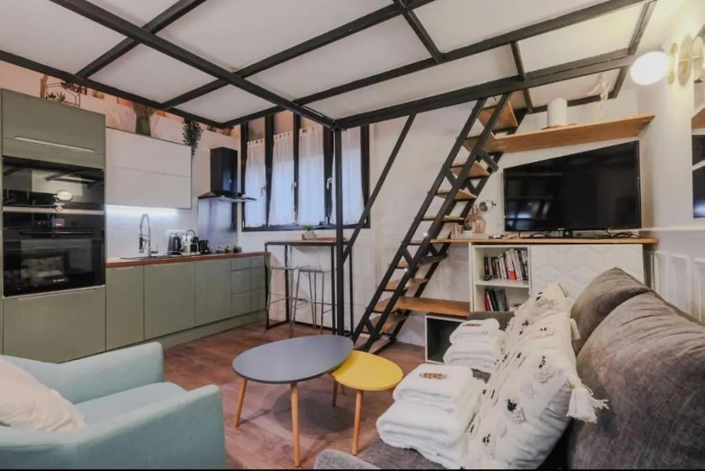 Duplex Au Coeur Du Marais, Paris 4Th Arrondissement contacts